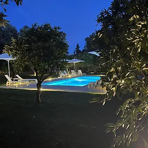  Bed & Breakfast Tuzzo